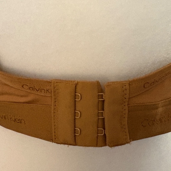 Calvin Klein Convertible Triangle Lined Bralette in a Sandalwood Color - Picture 8 of 13